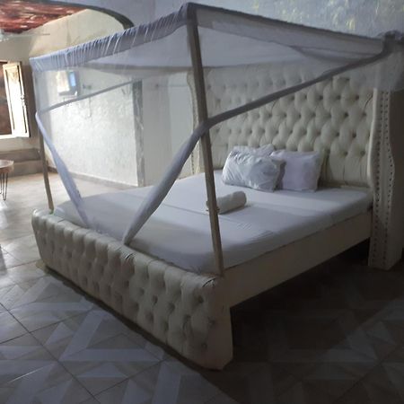 Baba Lao Hotel Malindi Eksteriør billede